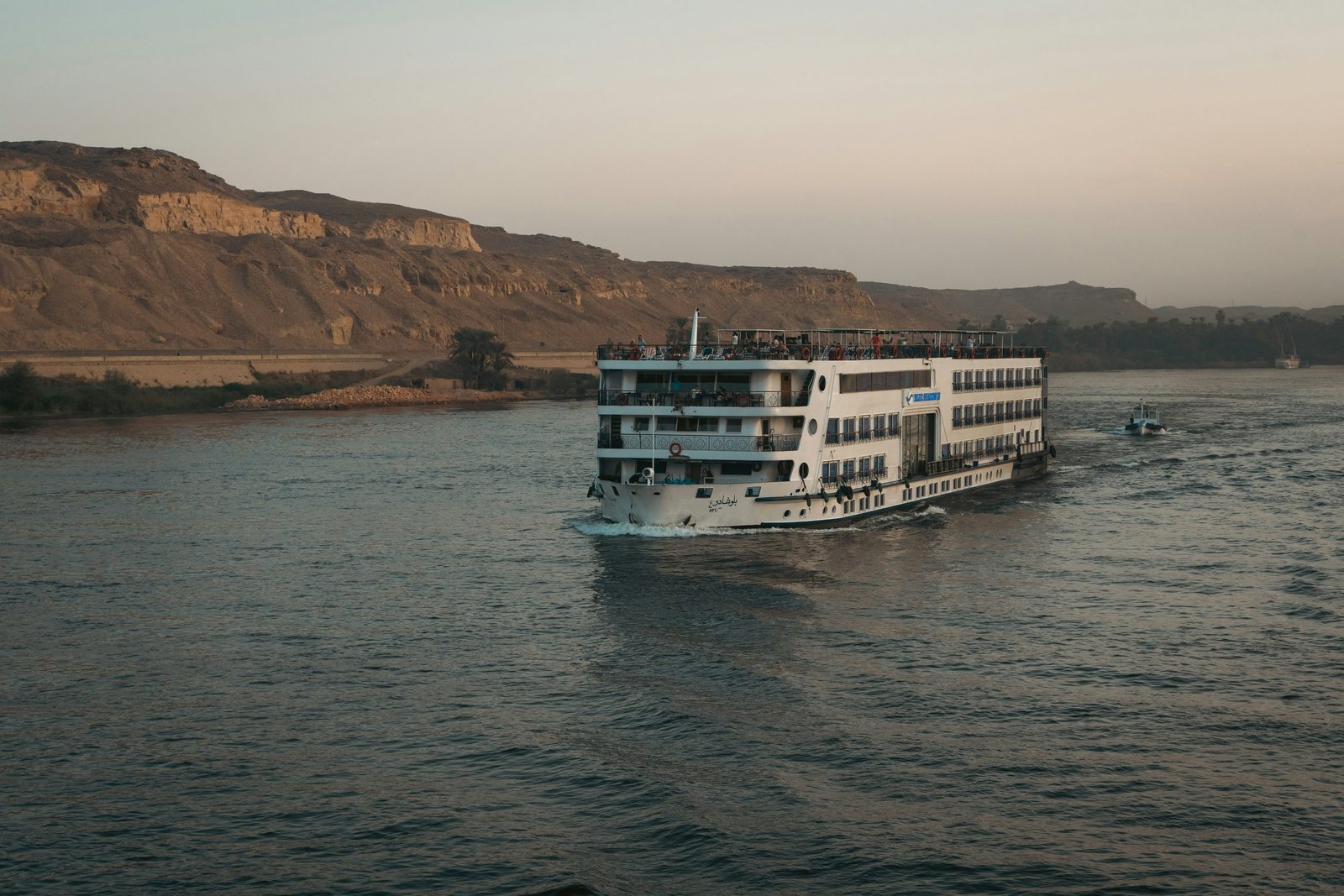 service-1 nile cruise 3